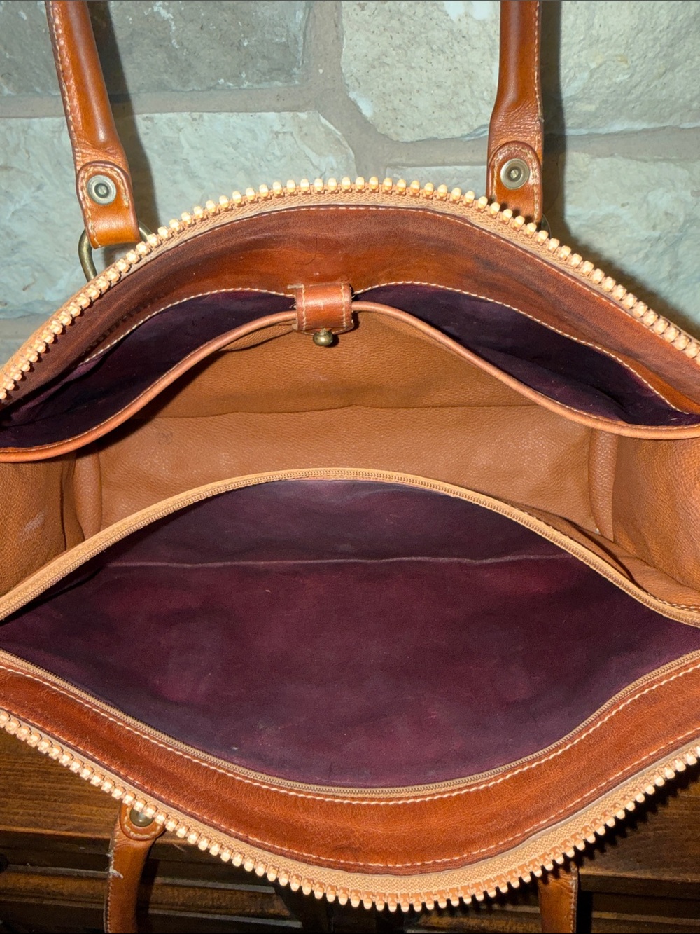 Dooney & Bourke leather 1987 Shoulder Satchel in taupe - Picture 11 of 14